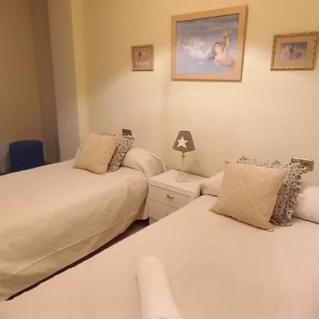 Hola! Centro Apartment